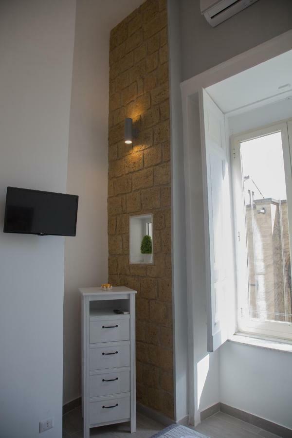 נאפולי Vesuvius Luxury Suites מראה חיצוני תמונה