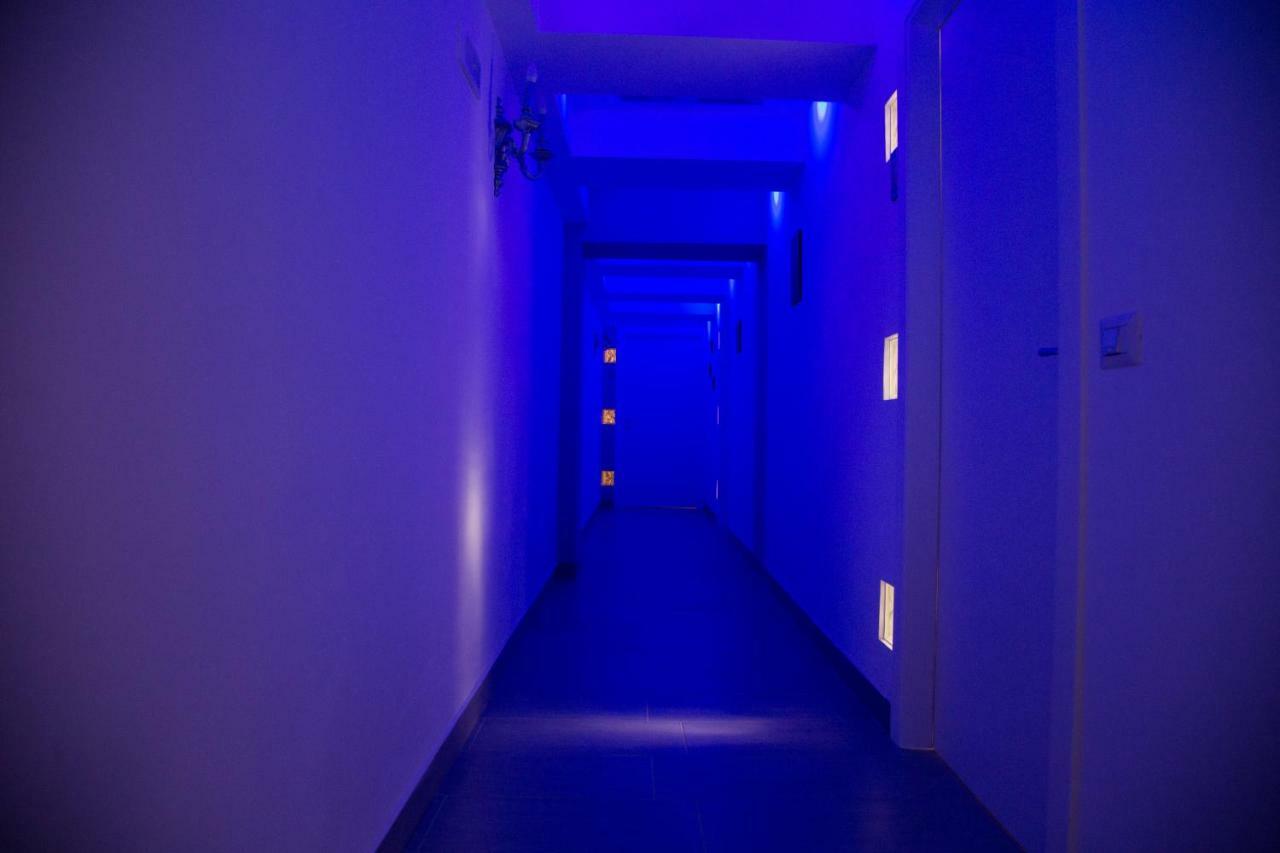 נאפולי Vesuvius Luxury Suites מראה חיצוני תמונה